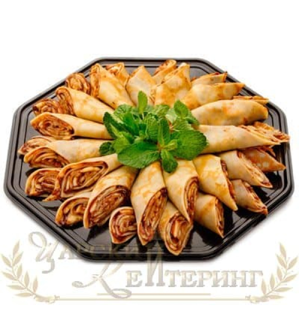 Блинчики с шоколадно-ореховой пастой и бананом